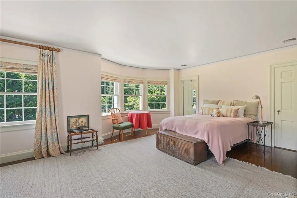 99 Cantitoe Street Katonah, NY 10536