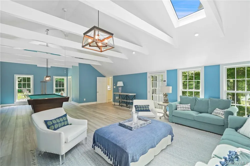 99 Cantitoe Street Katonah, NY 10536