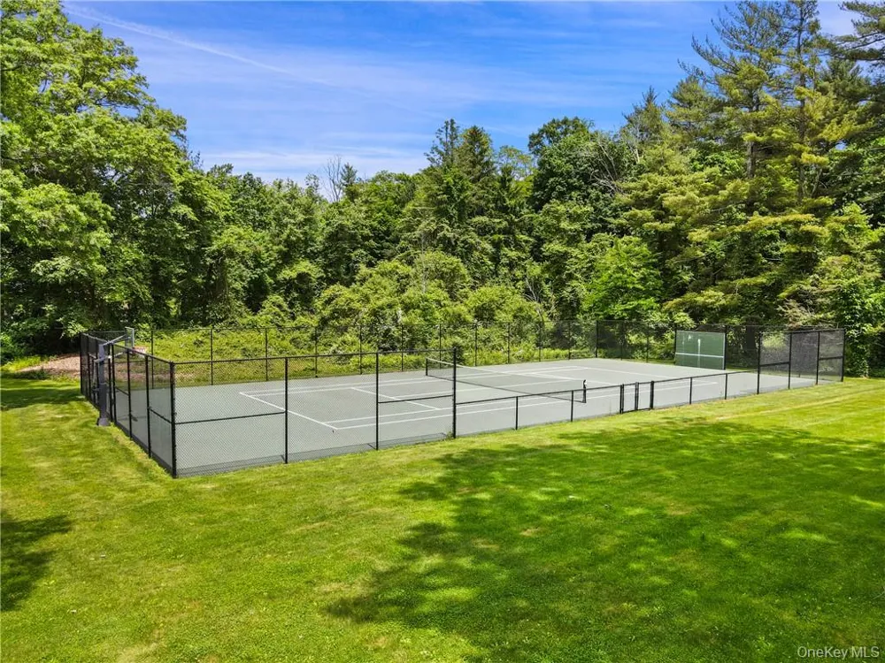 99 Cantitoe Street Katonah, NY 10536