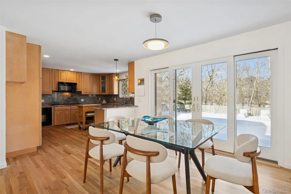 15 Rivers Road East Hampton, NY 11937