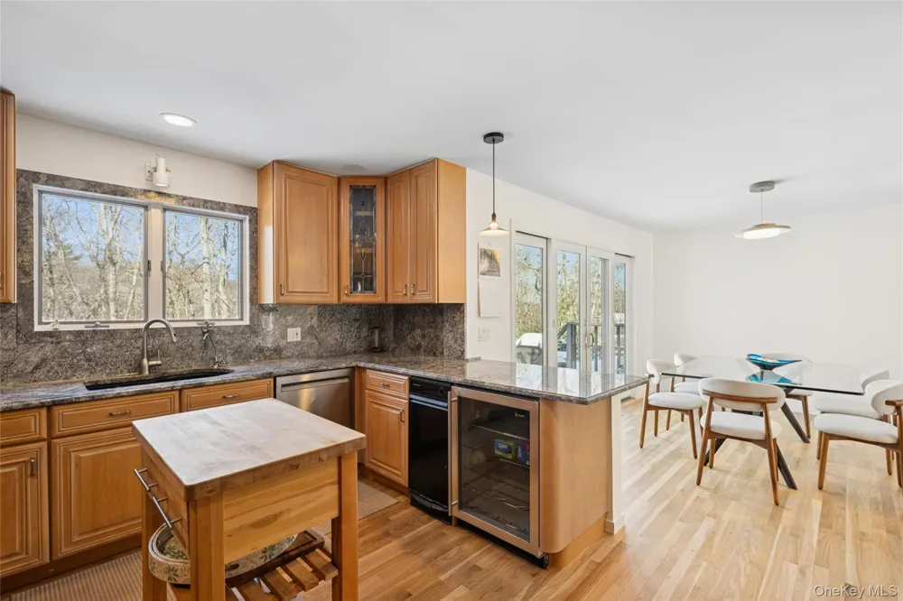 15 Rivers Road East Hampton, NY 11937