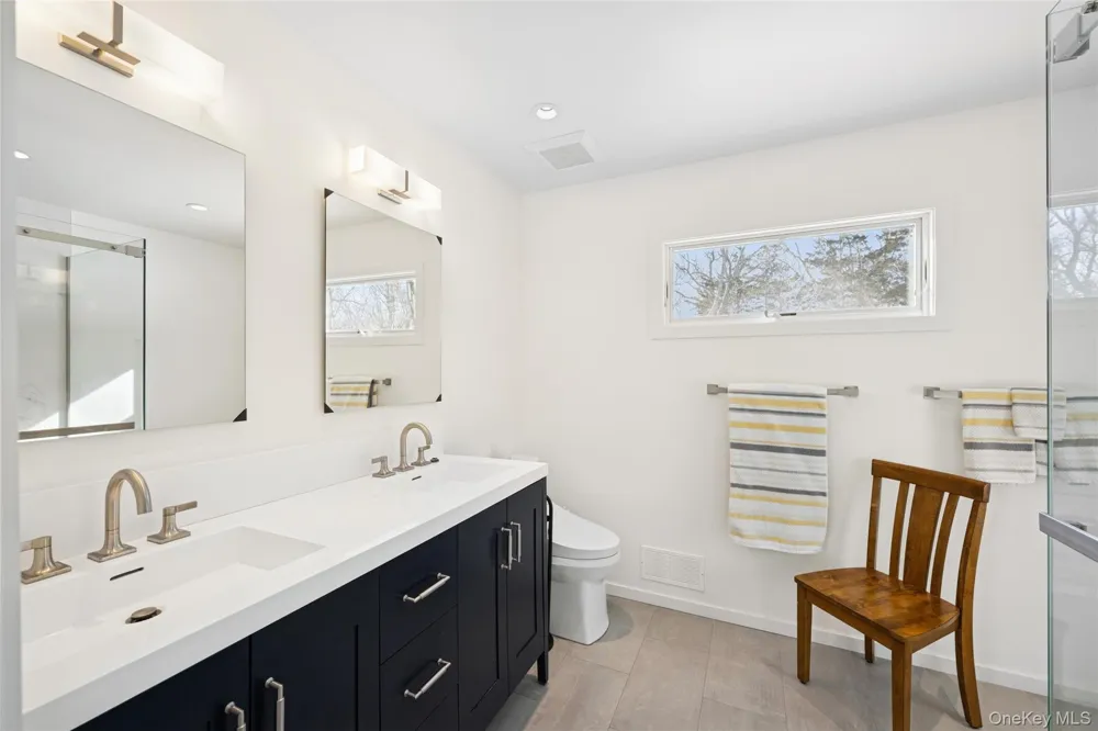 15 Rivers Road East Hampton, NY 11937