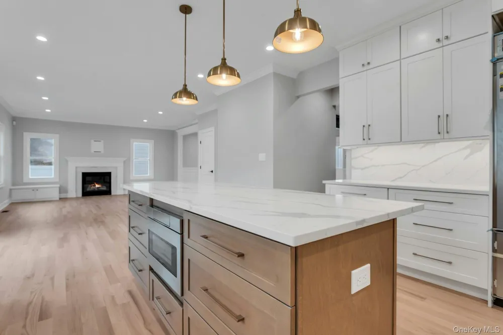90 Grand Boulevard Massapequa Park, NY 11762