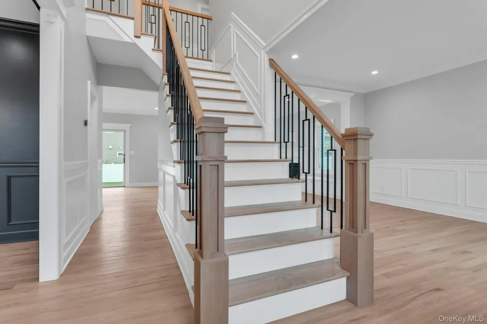 90 Grand Boulevard Massapequa Park, NY 11762