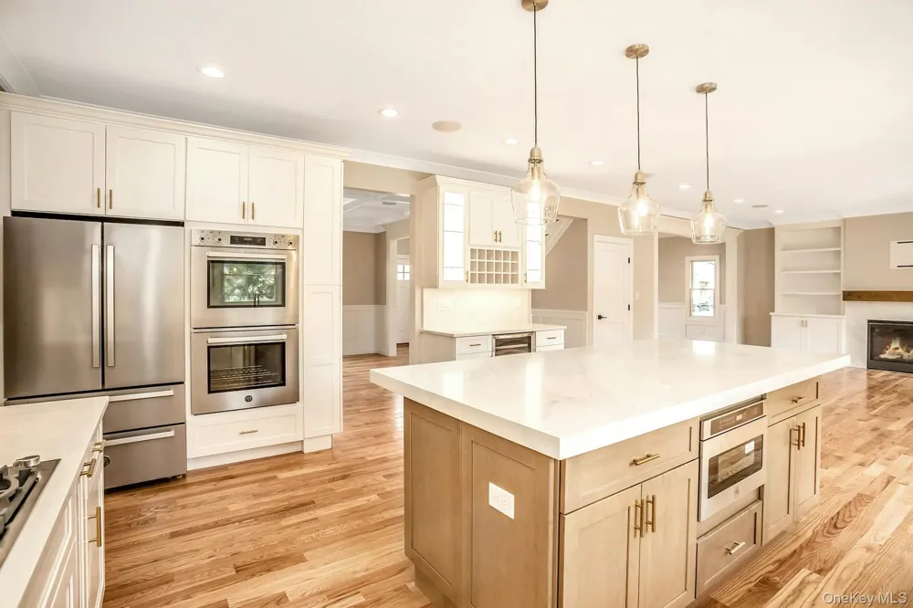 90 Grand Boulevard Massapequa Park, NY 11762