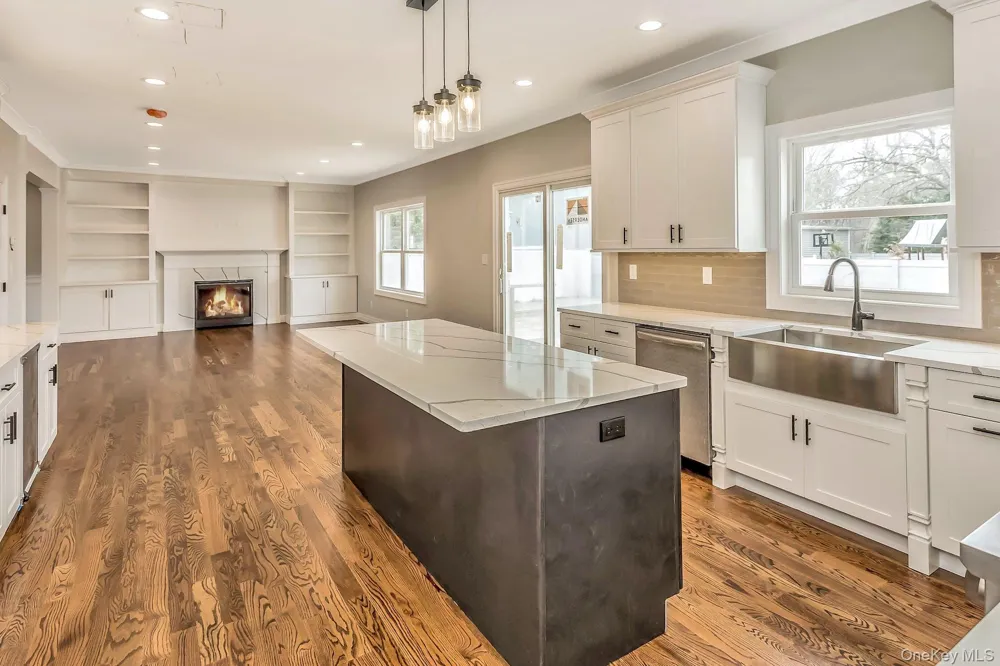 90 Grand Boulevard Massapequa Park, NY 11762