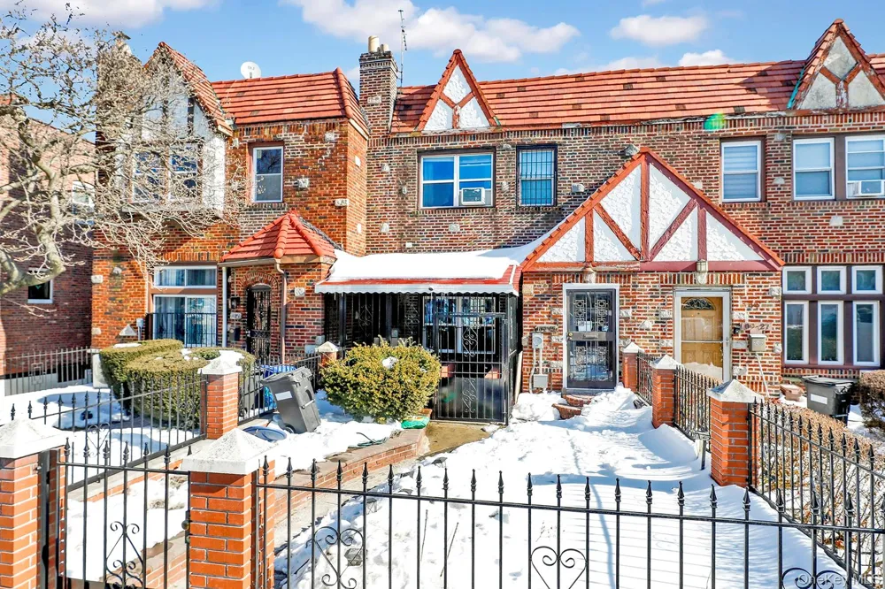 10925 Francis Lewis Boulevard