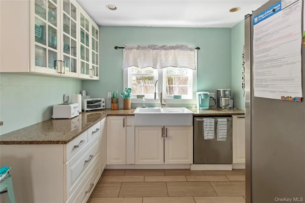 180 Cottage Walk Ocean Beach, NY 11770