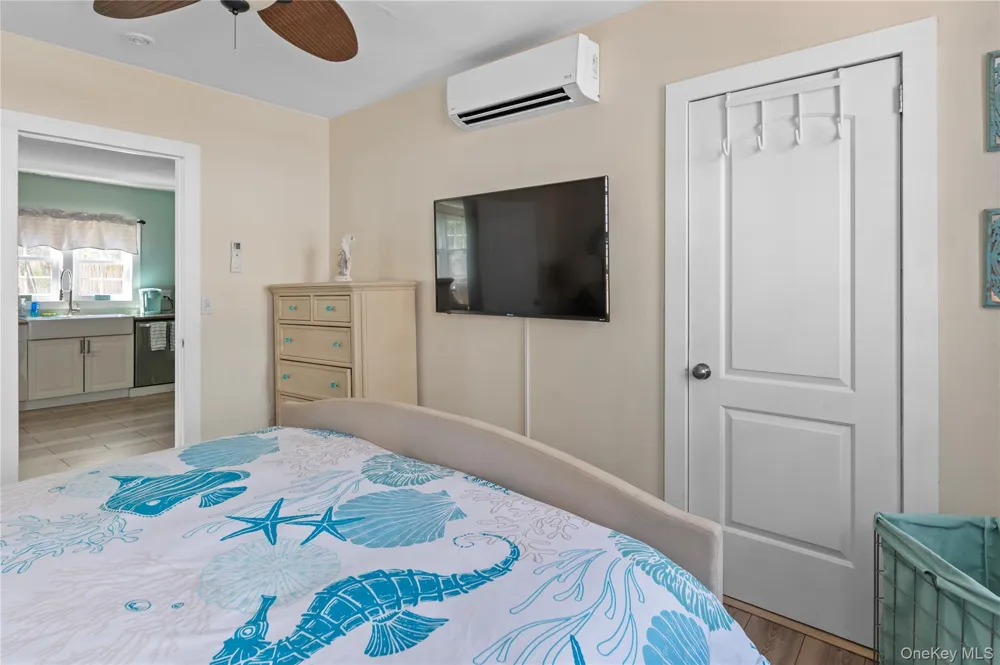 180 Cottage Walk Ocean Beach, NY 11770