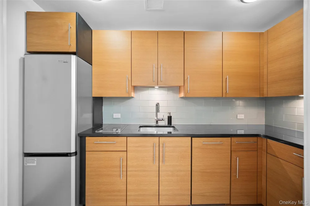 1 Renaissance Square #10D White Plains, NY 10601