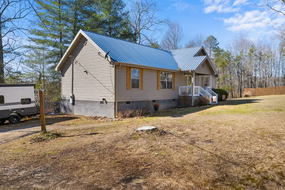 124 Brown Ln Tracy City, TN 37387