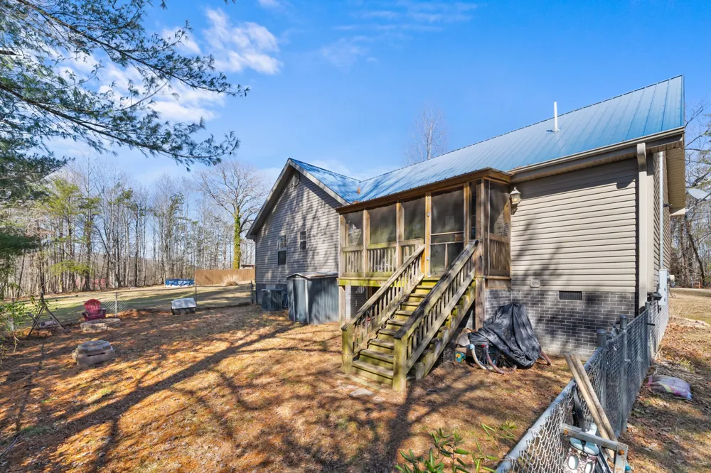 124 Brown Ln Tracy City, TN 37387