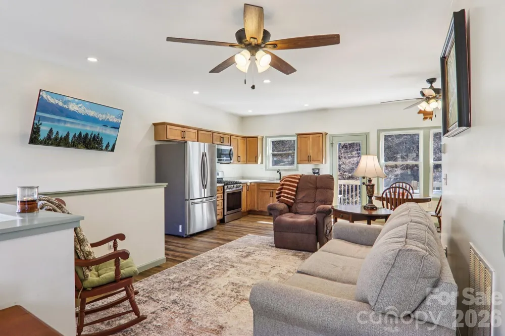 530 Wilson Cove Road Canton, NC 28716