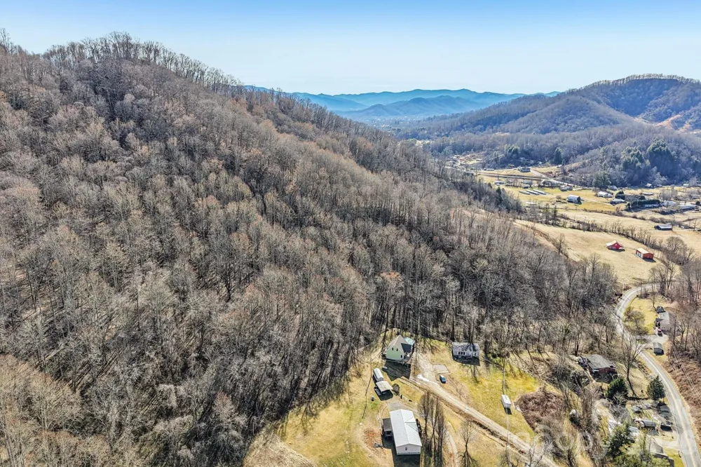 530 Wilson Cove Road Canton, NC 28716