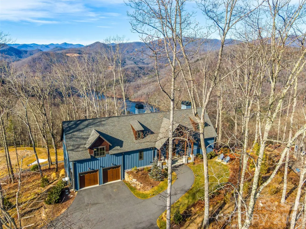 1839 Grandview Drive Tuckasegee, NC 28783