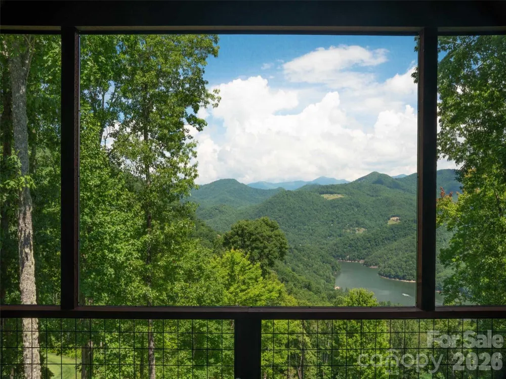 1839 Grandview Drive Tuckasegee, NC 28783