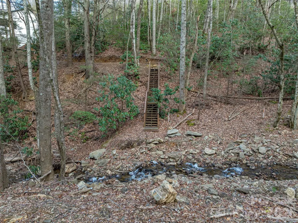119 Wildflower Cove Drive Swannanoa, NC 28778