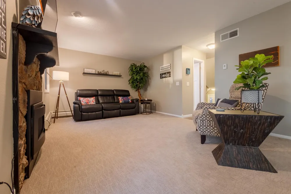 2520 Le Homme Dieu Heights NE #2 Alexandria, MN 56308
