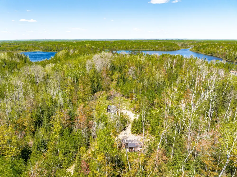 18219 Majestic Hideaway Way Nashwauk, MN 55769