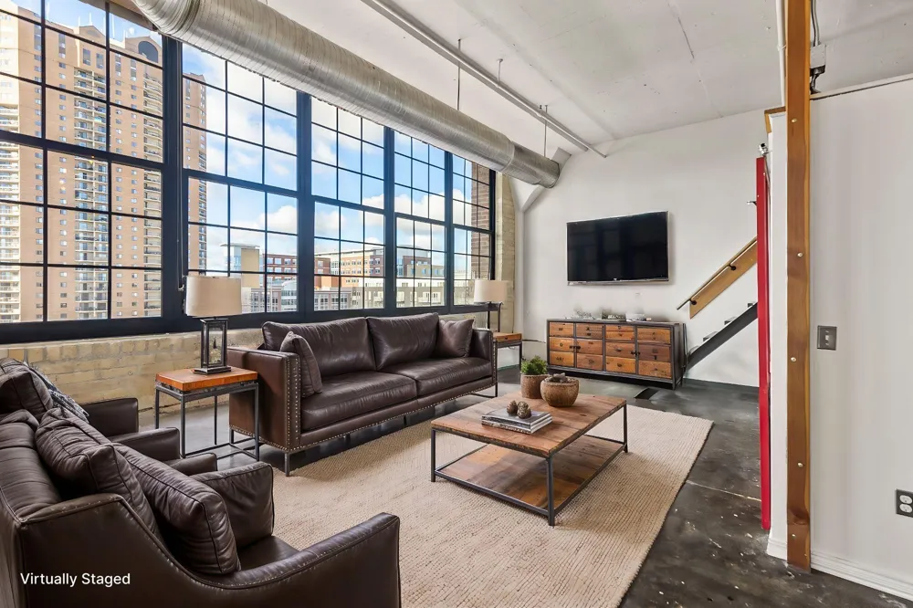 500 Robert Street #708