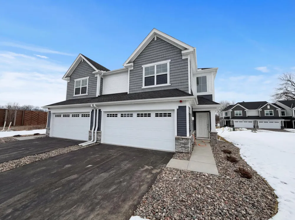 3092 Vanderbie Street