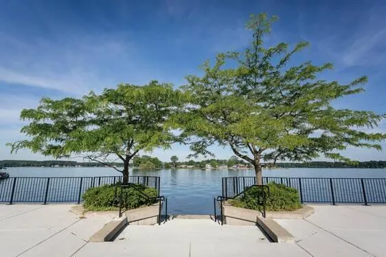 6869 Nature Lane La Porte, IN 46350