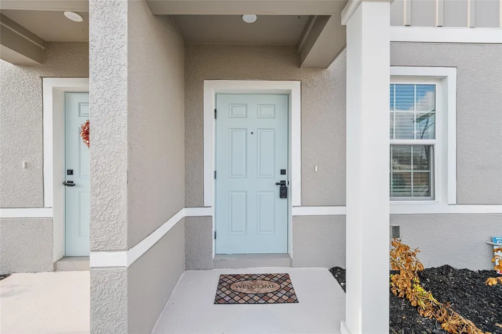 1197 PORT BLUE WAY Lady Lake, FL 32159