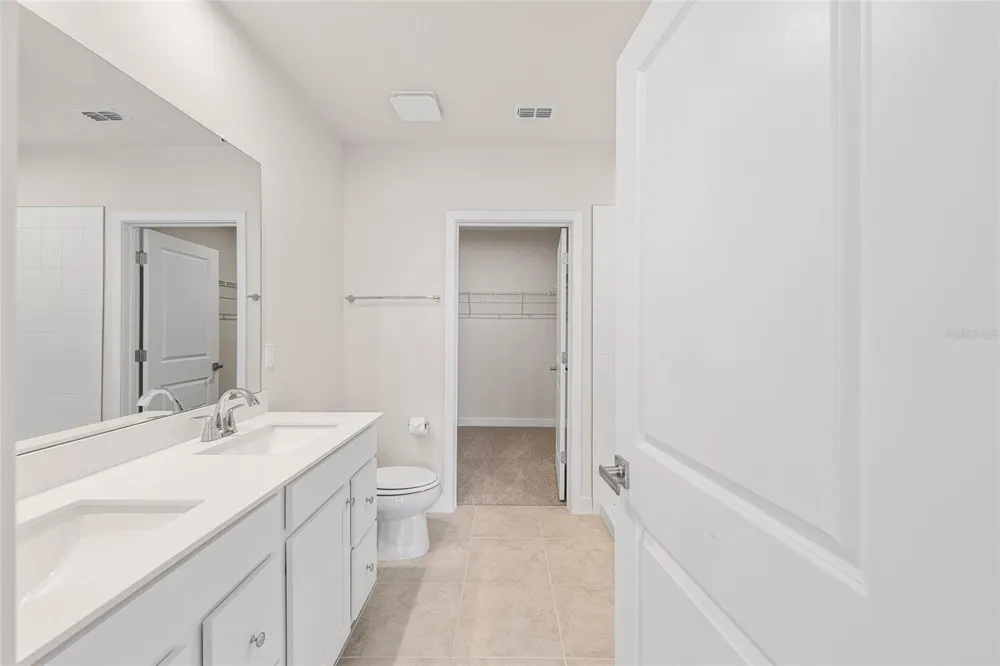 1197 PORT BLUE WAY Lady Lake, FL 32159