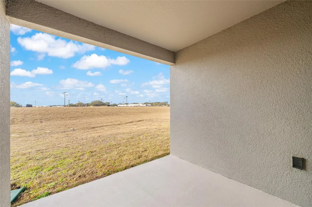 1197 PORT BLUE WAY Lady Lake, FL 32159