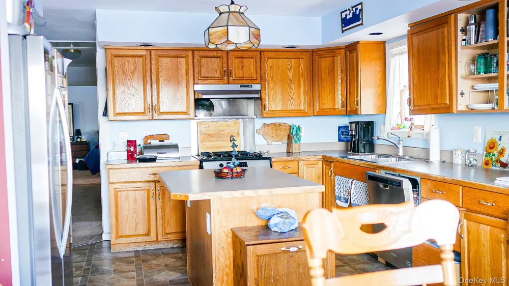 6 Rock View Lane Loch Sheldrake, NY 12759