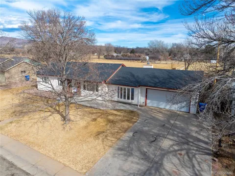 124 E Circle Drive