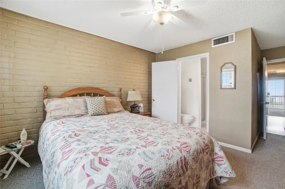 325 Carolcrest Lane #15 Livingston, TX 77351