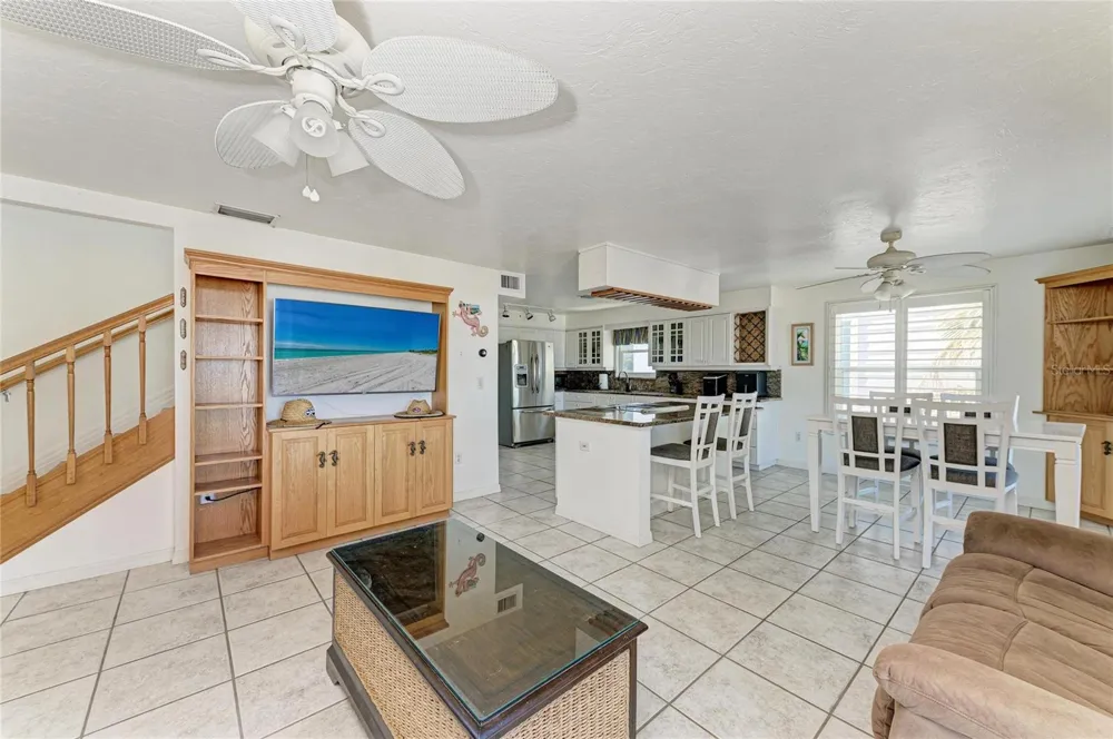 872 NORTH SHORE DRIVE Anna Maria, FL 34216