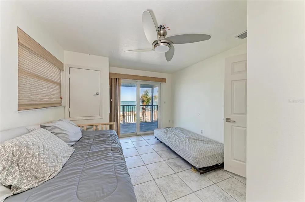 872 NORTH SHORE DRIVE Anna Maria, FL 34216
