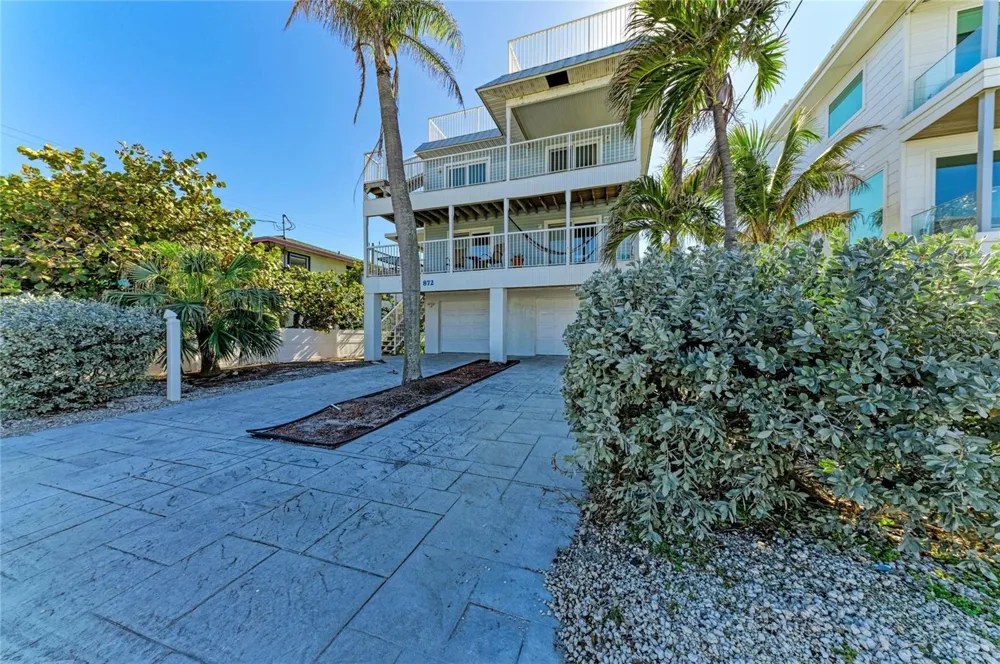 872 NORTH SHORE DRIVE Anna Maria, FL 34216