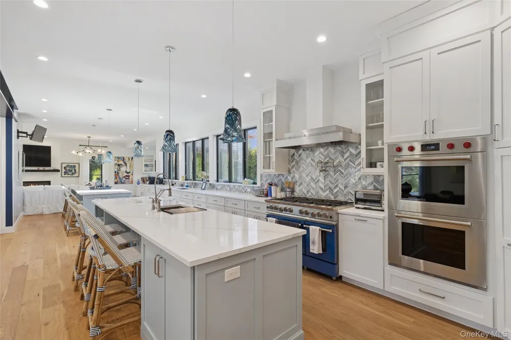 9 Debras Way Wainscott, NY 11975