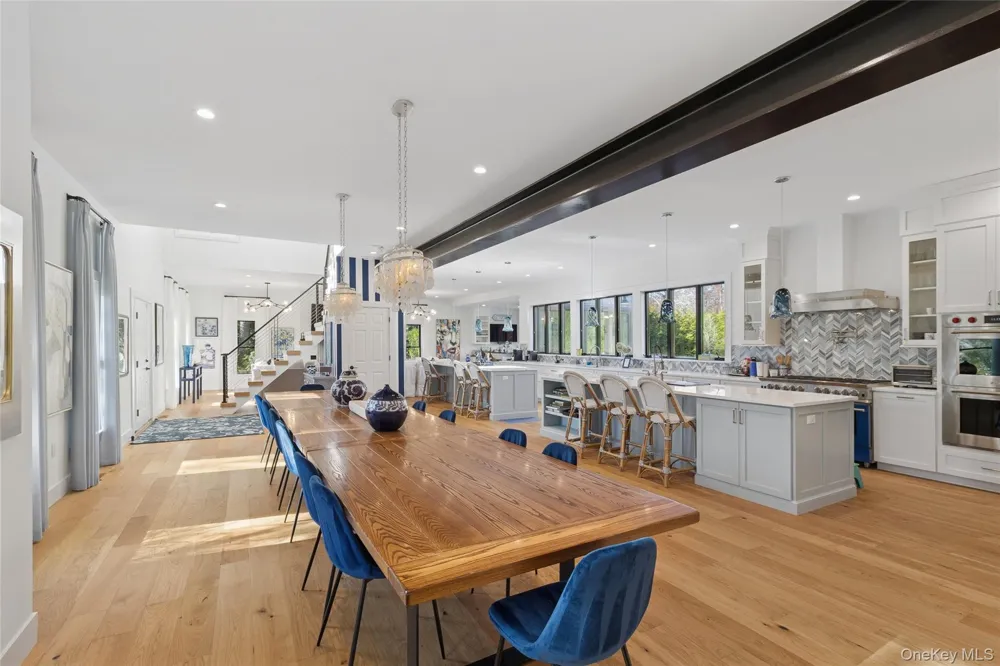 9 Debras Way Wainscott, NY 11975