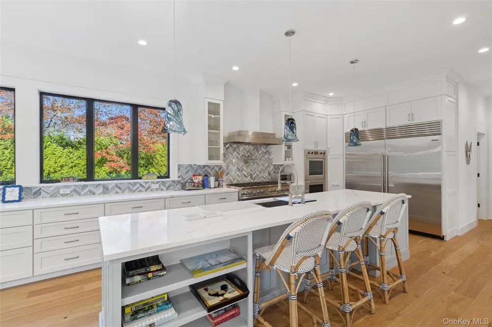 9 Debras Way Wainscott, NY 11975