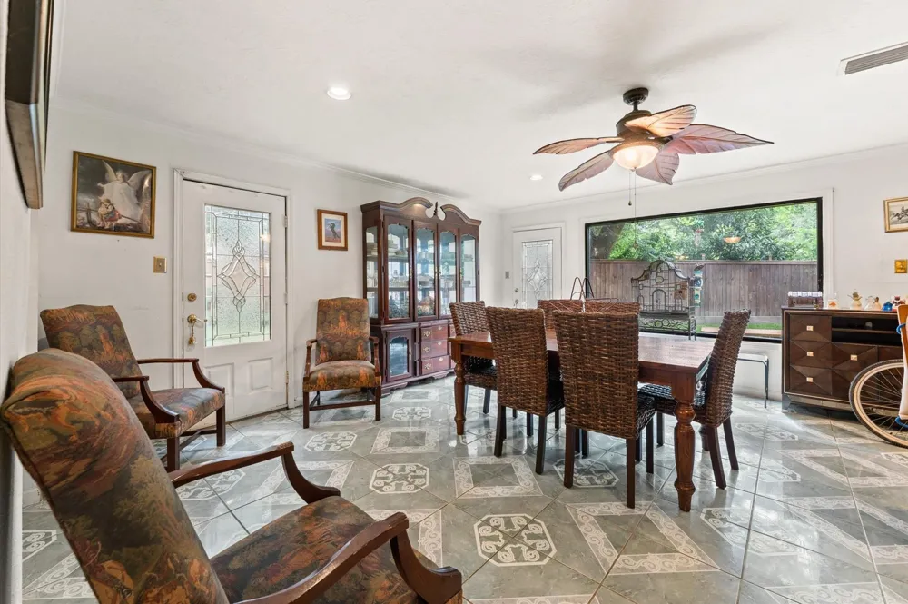 21207 Abbey Oak Circle Houston, TX 77073