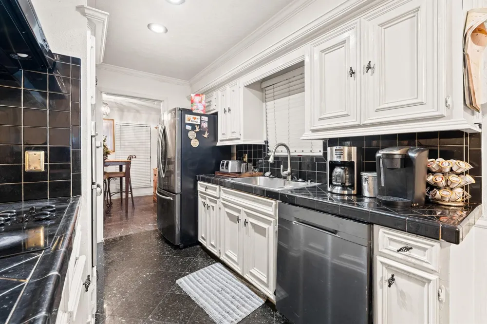 21207 Abbey Oak Circle Houston, TX 77073