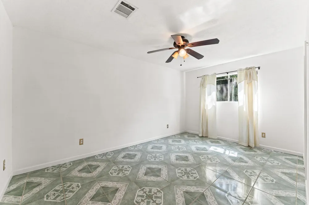21207 Abbey Oak Circle Houston, TX 77073