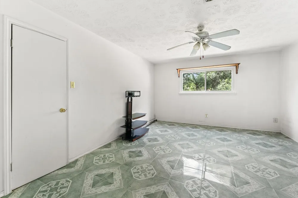 21207 Abbey Oak Circle Houston, TX 77073