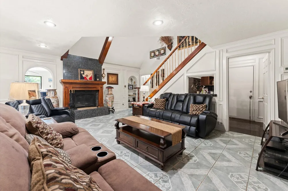 21207 Abbey Oak Circle Houston, TX 77073