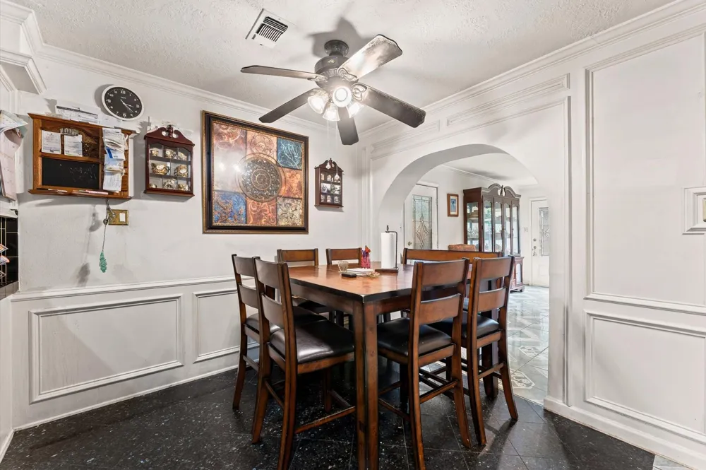 21207 Abbey Oak Circle Houston, TX 77073