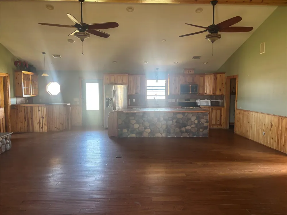 1706 Goodson Loop Pinehurst, TX 77362