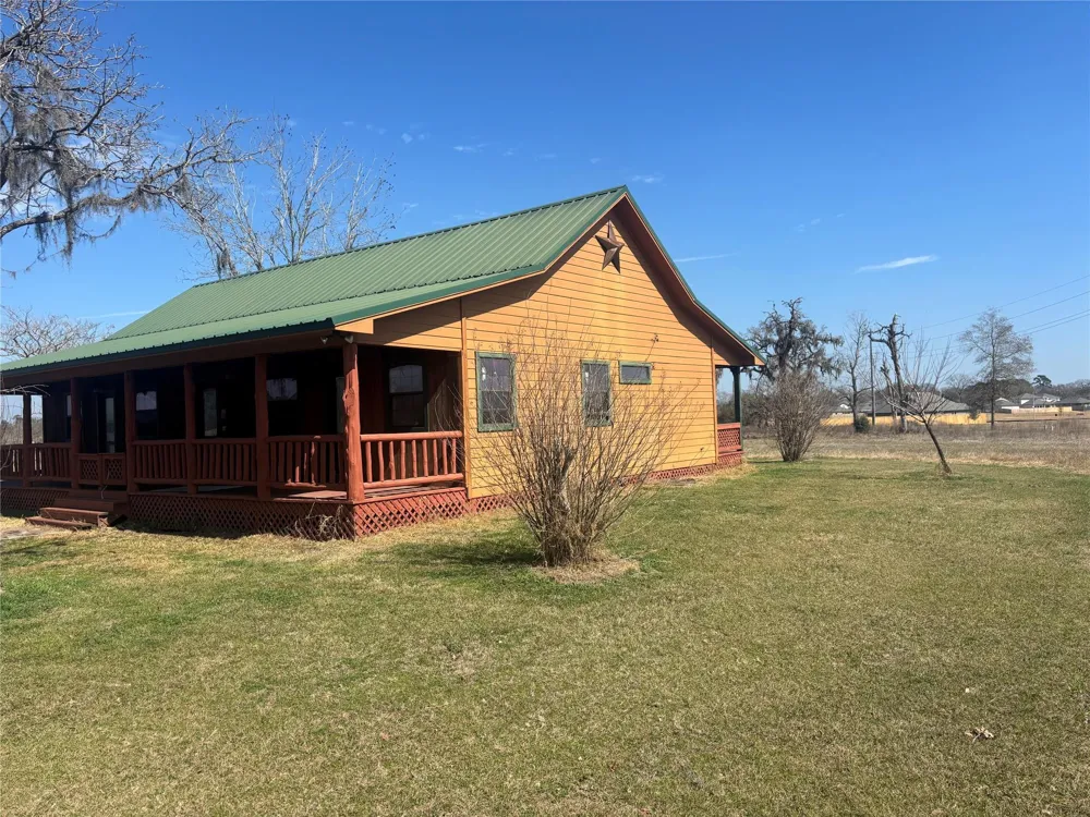 1706 Goodson Loop Pinehurst, TX 77362