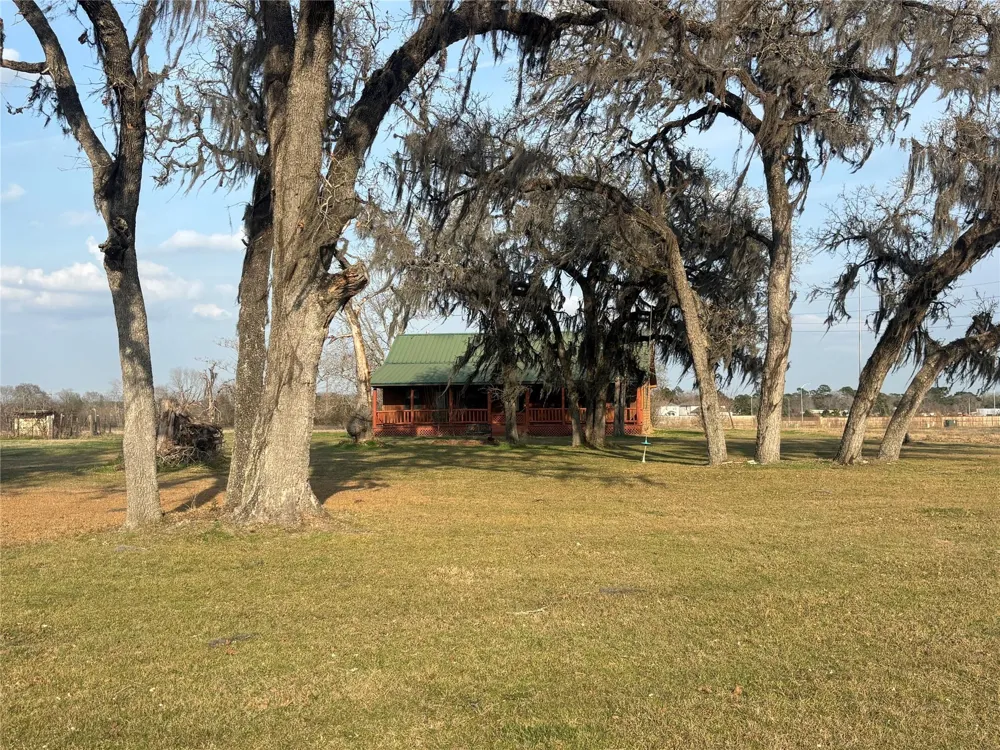 1706 Goodson Loop Pinehurst, TX 77362