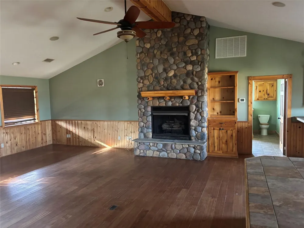 1706 Goodson Loop Pinehurst, TX 77362