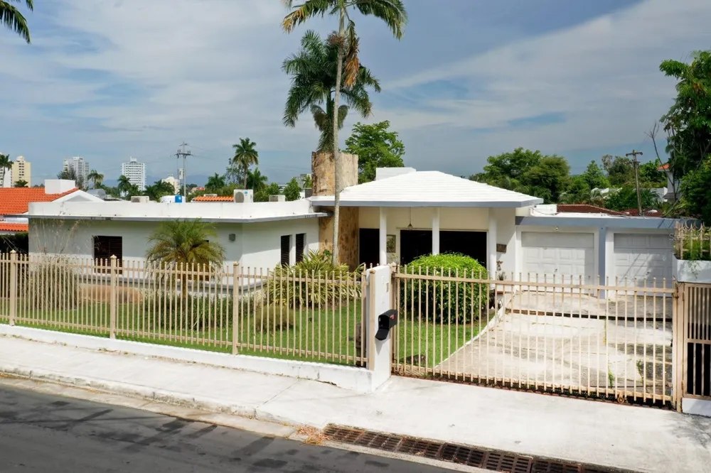 . J STREET #3 Guaynabo, PR 00966