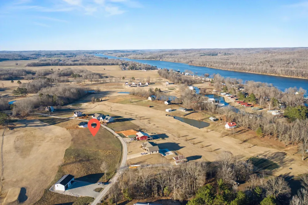 0 Rest Lane Decaturville, TN 38329